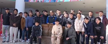 必发官网-面对自媒体批评徐根宝有应对措施 武磊：看完笑笑