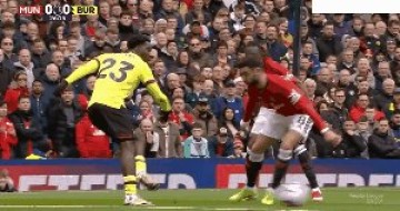 必发官网-【英超】安东尼破门奥纳纳送点 曼联1比1伯恩利